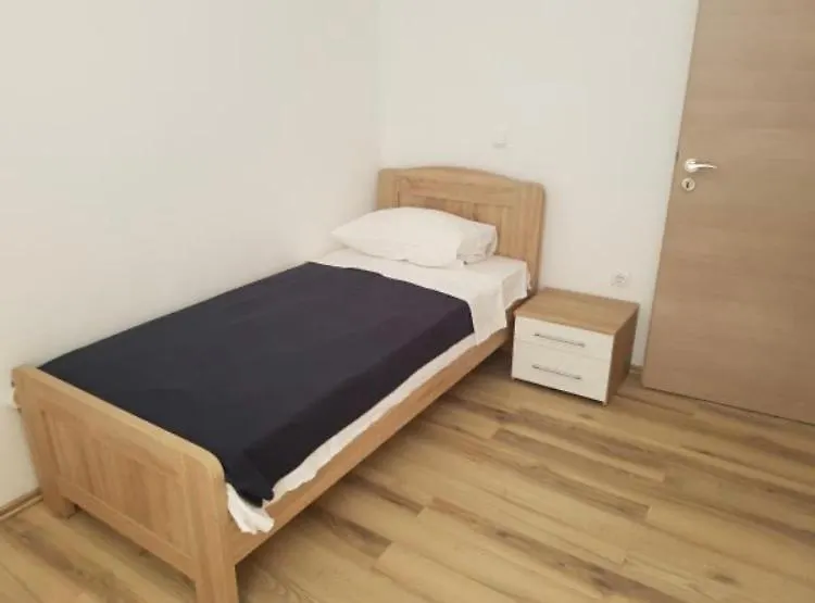 Apartmani Veronika Sukošan Croazia
